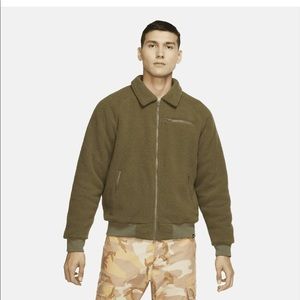 NIKE SB Sherpa skate jacket